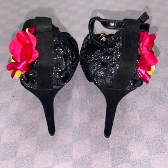 Rare Highest Heel Skull and Flower Heels Halloween - Picture 8 of 9